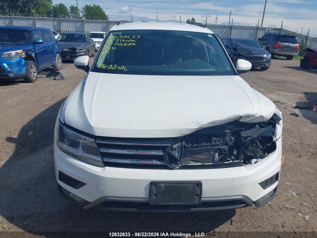 3VV0B7AX3JM146889 Volkswagen Tiguan Trendline