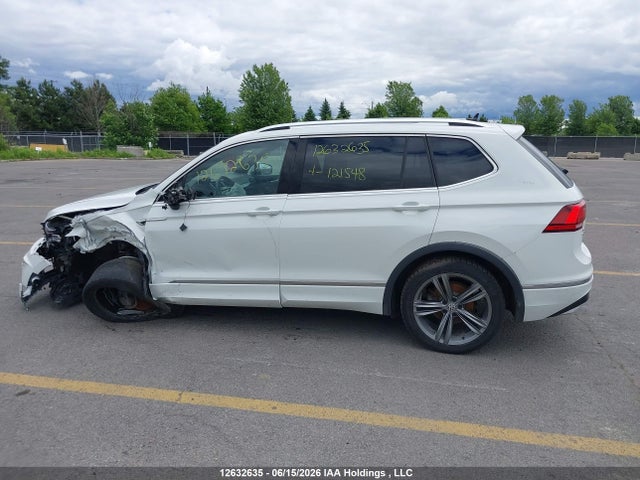 3VV4B7AX0LM121548 Volkswagen Tiguan Highline