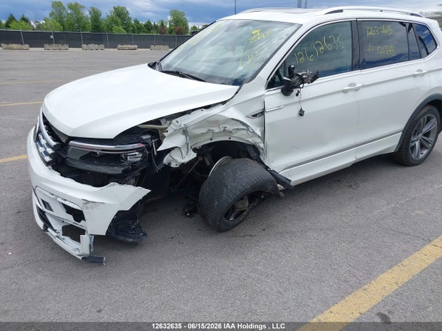 3VV4B7AX0LM121548 Volkswagen Tiguan Highline