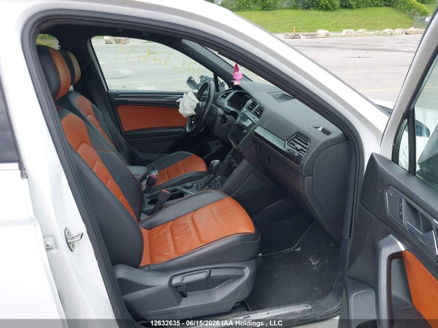3VV4B7AX0LM121548 Volkswagen Tiguan Highline