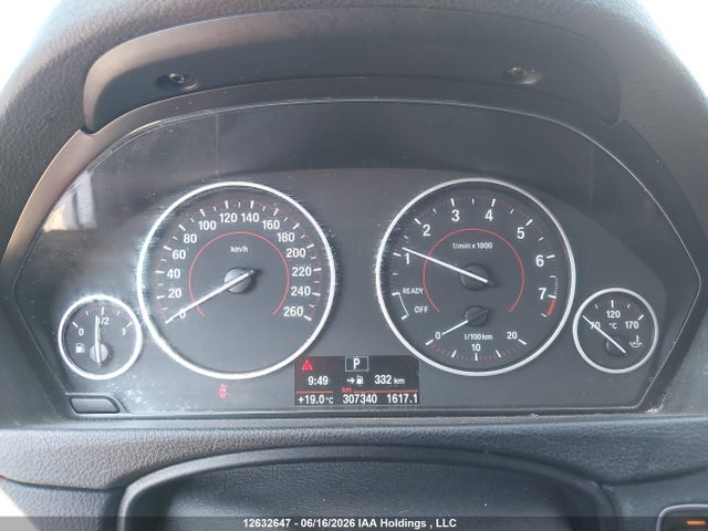 BMW 320i Xdrive 2016 WBA8A3C59GK690061 Image 7