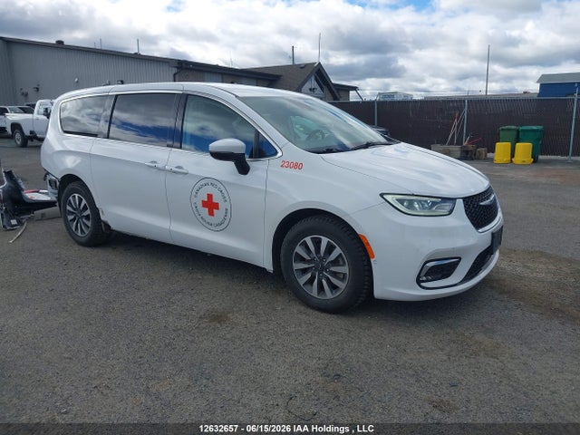 Auction sale of the 2023 Chrysler Pacifica Hybrid Touring L, vin: 2C4RC1L79PR562931, lot number: 12632657