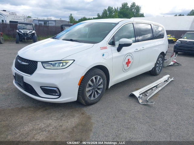 Chrysler Pacifica Hybrid Touring L 2023 2C4RC1L79PR562931 Image 2