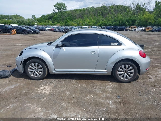 Продажа на аукционе авто 2013 Volkswagen Beetle, vin: 3VWJX7AT6DM670556, номер лота: 12632659