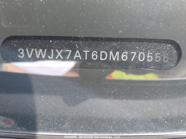 Продажа на аукционе авто 2013 Volkswagen Beetle, vin: 3VWJX7AT6DM670556, номер лота: 12632659