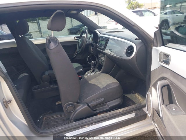 Продажа на аукционе авто 2013 Volkswagen Beetle, vin: 3VWJX7AT6DM670556, номер лота: 12632659