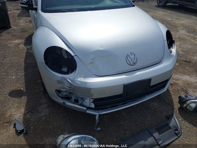 Продажа на аукционе авто 2013 Volkswagen Beetle, vin: 3VWJX7AT6DM670556, номер лота: 12632659