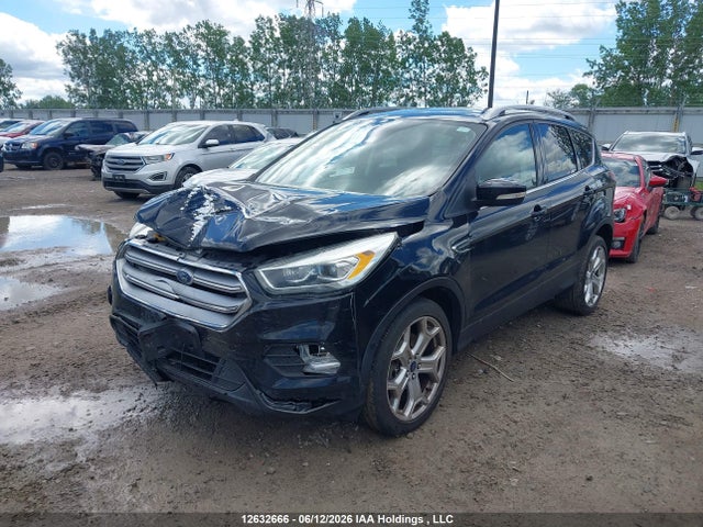 Ford Escape Titanium 2017 1FMCU9J96HUA96185 Image 2
