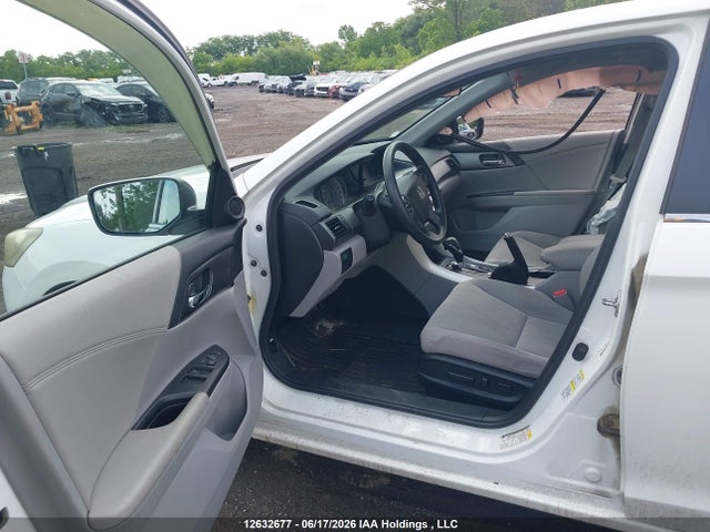 Продажа на аукционе авто 2013 Honda Accord Lx, vin: 1HGCR2F38DA807965, номер лота: 12632677