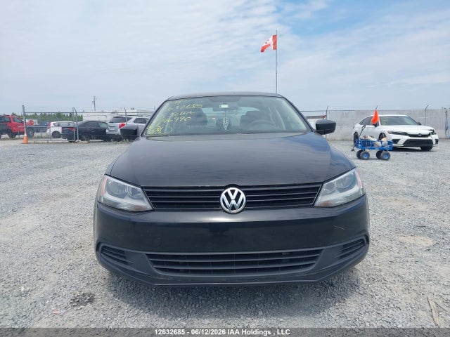 2013 Volkswagen Jetta 2.0l Trendline/2.0l Trendline+ მანქანა იყიდება აუქციონზე, vin: 3VW1K7AJ2DM446990, აუქციონის ნომერი: 12632685