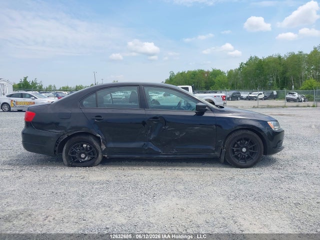 2013 Volkswagen Jetta 2.0l Trendline/2.0l Trendline+ მანქანა იყიდება აუქციონზე, vin: 3VW1K7AJ2DM446990, აუქციონის ნომერი: 12632685