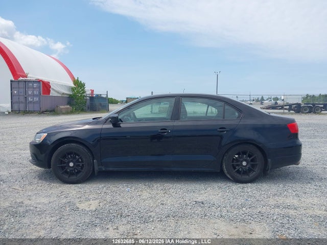 2013 Volkswagen Jetta 2.0l Trendline/2.0l Trendline+ მანქანა იყიდება აუქციონზე, vin: 3VW1K7AJ2DM446990, აუქციონის ნომერი: 12632685