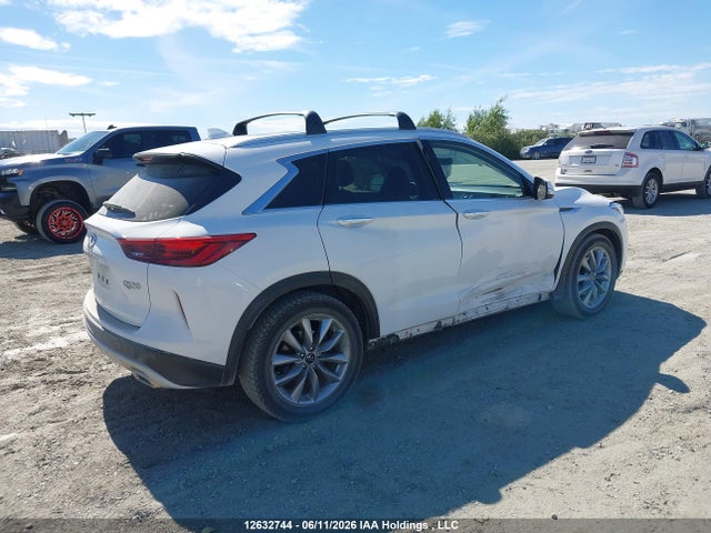 Infiniti Qx50 Luxe 2021 3PCAJ5BB7MF123654 Image 4