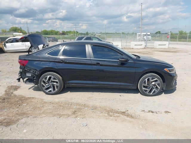 3VWGM7BU3RM008144 Volkswagen Jetta Highline