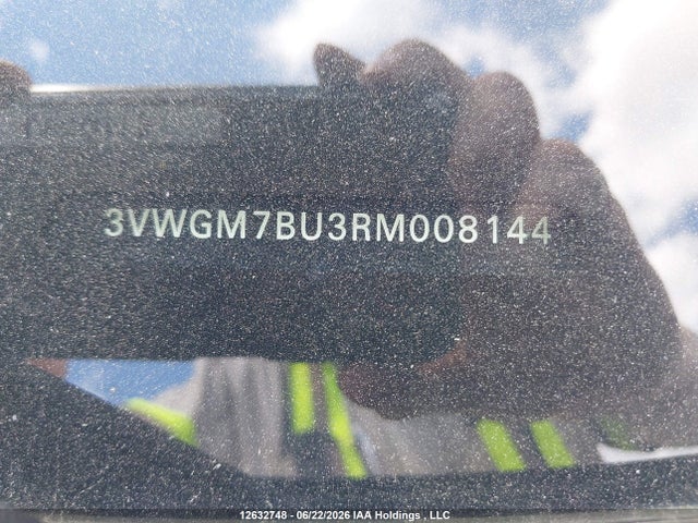 3VWGM7BU3RM008144 Volkswagen Jetta Highline