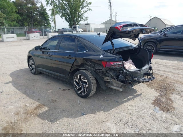 3VWGM7BU3RM008144 Volkswagen Jetta Highline