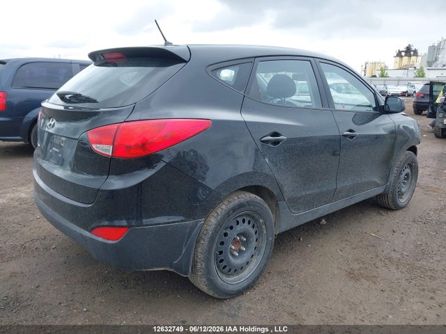 12632749 :رقم المزاد ، KM8JT3AF1FU033294 vin ، 2015 Hyundai Tucson Gls مزاد بيع