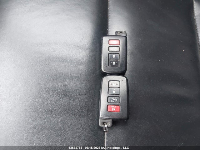 2015 Toyota Highlander Hybrid Xle მანქანა იყიდება აუქციონზე, vin: 5TDJCRFH4FS007391, აუქციონის ნომერი: 12632765