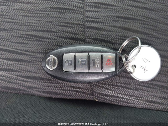 2014 Nissan Sentra 1.8 S/1.8 Sl/1.8 Sr/1.8 Sv მანქანა იყიდება აუქციონზე, vin: 3N1AB7AP5EL692322, აუქციონის ნომერი: 12632775