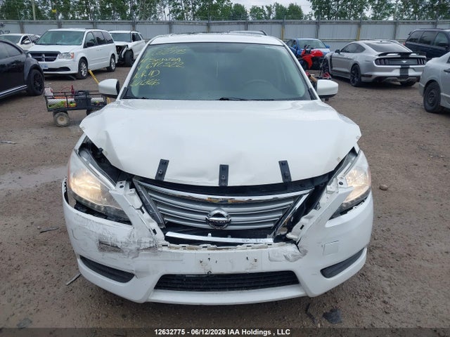 2014 Nissan Sentra 1.8 S/1.8 Sl/1.8 Sr/1.8 Sv მანქანა იყიდება აუქციონზე, vin: 3N1AB7AP5EL692322, აუქციონის ნომერი: 12632775
