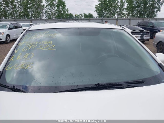 2014 Nissan Sentra 1.8 S/1.8 Sl/1.8 Sr/1.8 Sv მანქანა იყიდება აუქციონზე, vin: 3N1AB7AP5EL692322, აუქციონის ნომერი: 12632775