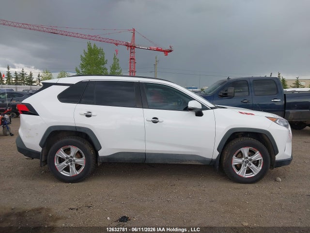 2019 Toyota Rav4 Xle მანქანა იყიდება აუქციონზე, vin: 2T3R1RFV3KW033214, აუქციონის ნომერი: 12632781