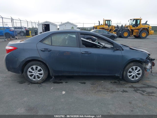 2015 Toyota Corolla Ce მანქანა იყიდება აუქციონზე, vin: 2T1BURHE0FC446875, აუქციონის ნომერი: 12632782