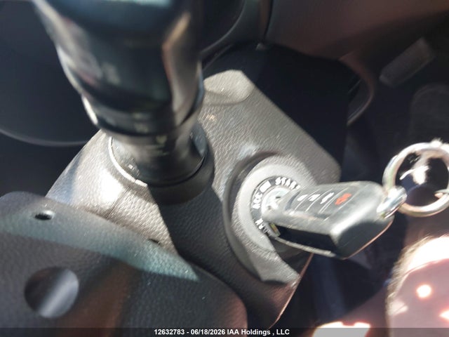 KNDJN2A29J7535032 KIA SOUL LX