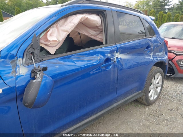 4A4AJ4AUXFE603679 Mitsubishi Rvr Gt/se