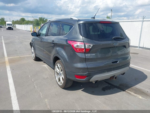Ford Escape Titanium 2017 1FMCU0J91HUB07573 Image 3