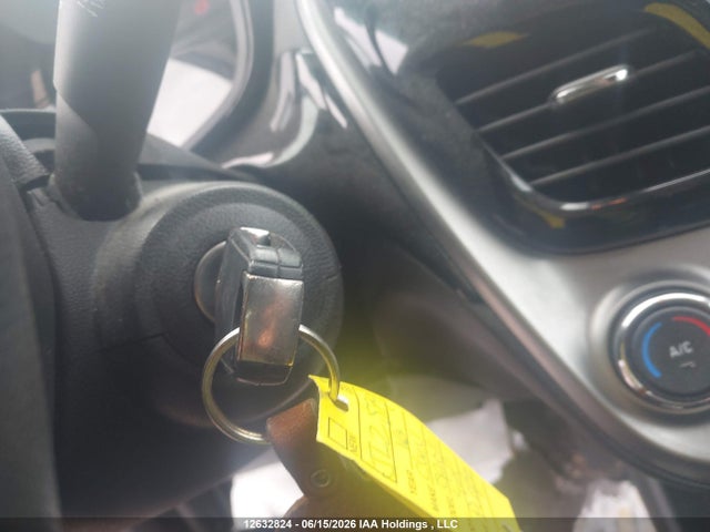 Продажа на аукционе авто 2016 Chevrolet Spark 1lt Manual, vin: KL8CC6SA1GC615235, номер лота: 12632824