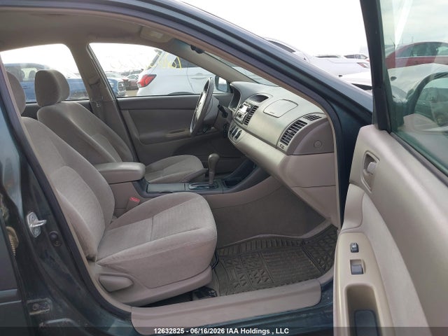 12632825 :رقم المزاد ، 4T1BE32K93U764058 vin ، 2003 Toyota Camry Le مزاد بيع