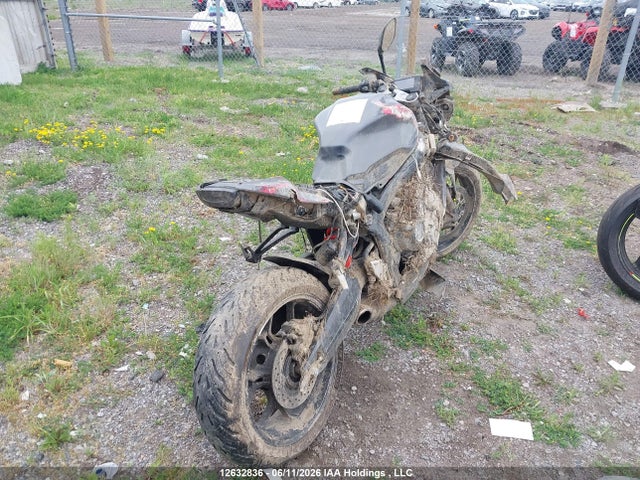 2023 Honda Cbr650 Ra მანქანა იყიდება აუქციონზე, vin: MLHRH0162P5400302, აუქციონის ნომერი: 12632836