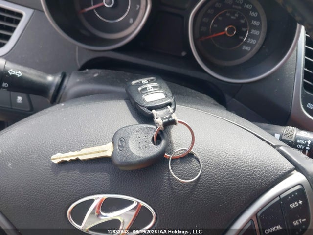 KMHDH4AH5GU484137 Hyundai Elantra Gls