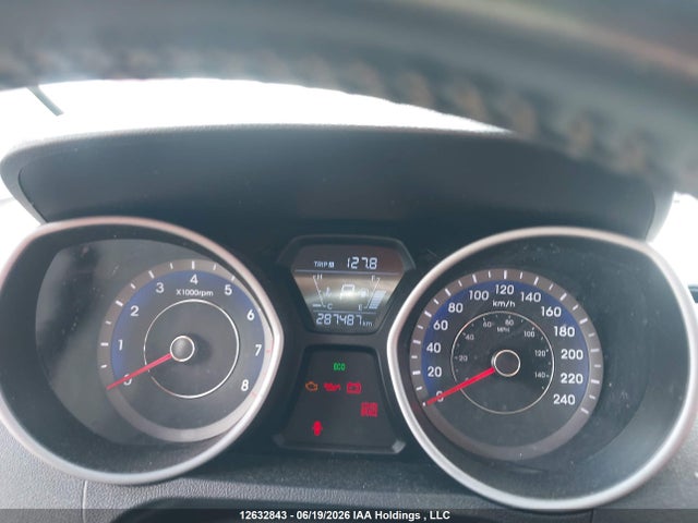 KMHDH4AH5GU484137 Hyundai Elantra Gls