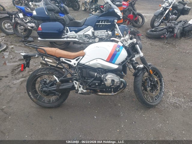 Aukcja sprzedaży 2019 Bmw R Nine T Scrambler, vin: WB10J3102KZ992411, numer aukcji: 12632850