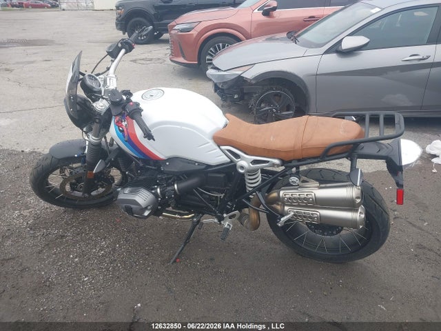 Aukcja sprzedaży 2019 Bmw R Nine T Scrambler, vin: WB10J3102KZ992411, numer aukcji: 12632850