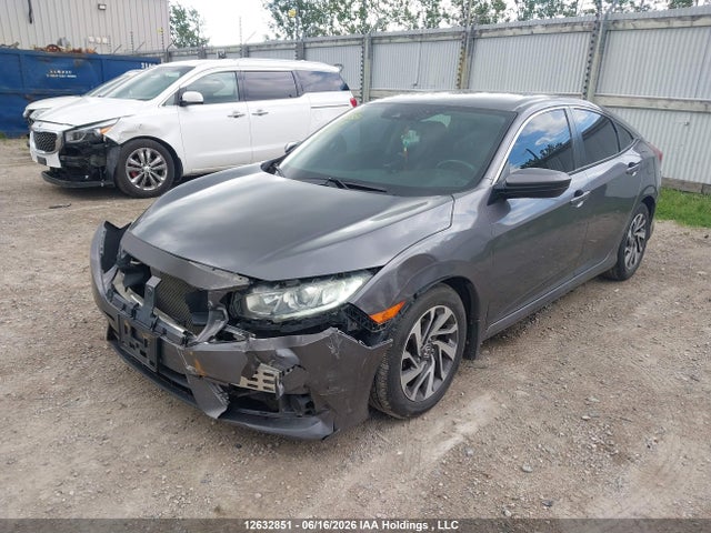Honda CIVIC SE 2018 2HGFC2F60JH031966 Image 2
