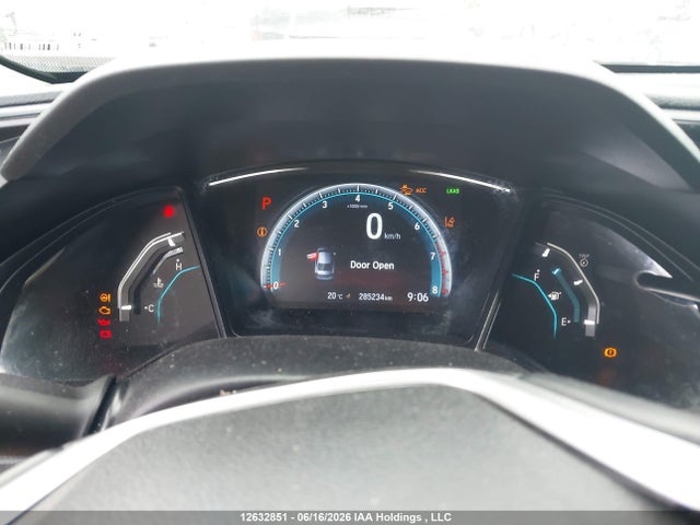 Honda CIVIC SE 2018 2HGFC2F60JH031966 Image 7
