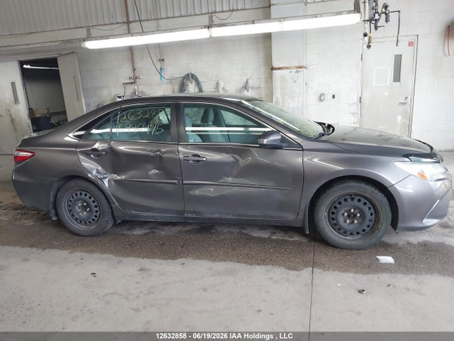 Aukcja sprzedaży 2015 Toyota Camry Le/xle/se/xse, vin: 4T1BF1FK4FU946475, numer aukcji: 12632858