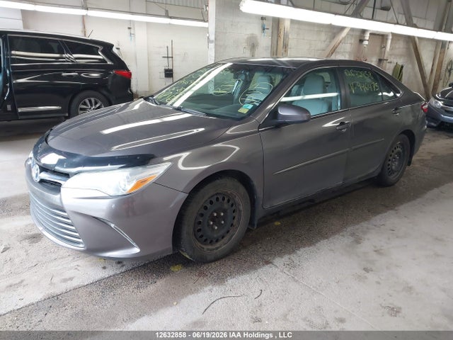 Aukcja sprzedaży 2015 Toyota Camry Le/xle/se/xse, vin: 4T1BF1FK4FU946475, numer aukcji: 12632858