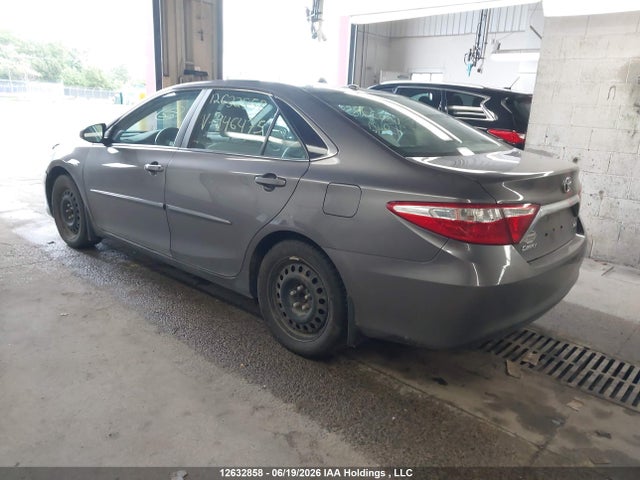 Aukcja sprzedaży 2015 Toyota Camry Le/xle/se/xse, vin: 4T1BF1FK4FU946475, numer aukcji: 12632858