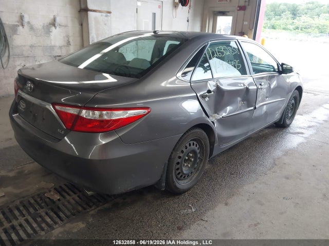 Aukcja sprzedaży 2015 Toyota Camry Le/xle/se/xse, vin: 4T1BF1FK4FU946475, numer aukcji: 12632858