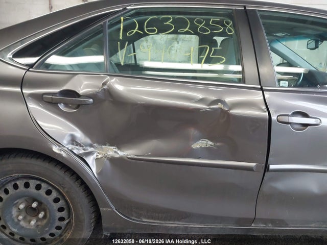 Aukcja sprzedaży 2015 Toyota Camry Le/xle/se/xse, vin: 4T1BF1FK4FU946475, numer aukcji: 12632858
