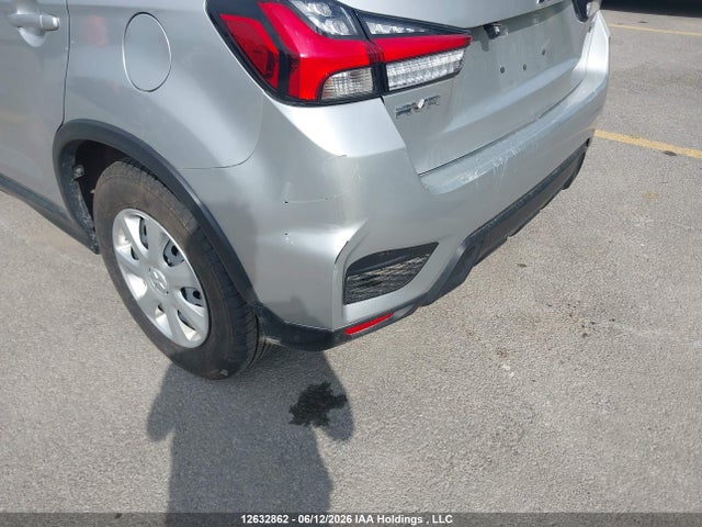 12632862 :رقم المزاد ، JA4AJUAU9RU607413 vin ، 2024 Mitsubishi Rvr Es مزاد بيع
