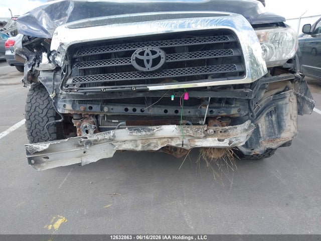 2008 Toyota Tundra Sr5 5.7l V8 მანქანა იყიდება აუქციონზე, vin: 5TBBV54148S521900, აუქციონის ნომერი: 12632863