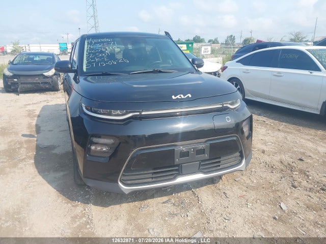Auction sale of the 2022 Kia Soul Ev Limited, vin: KNDJ33A19N7026910, lot number: 12632871
