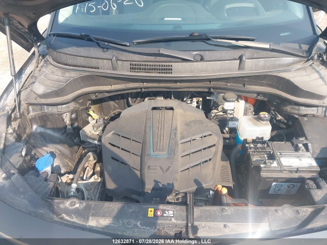 Продаж на аукціоні авто 2022 Kia Soul Ev Limited, vin: KNDJ33A19N7026910, номер лоту: 12632871