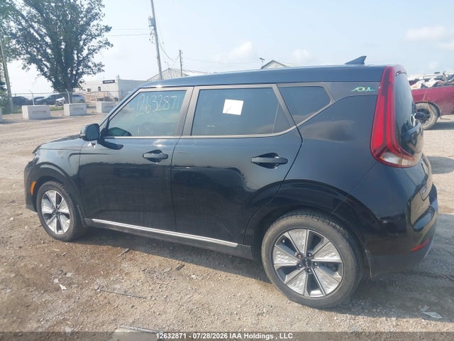 Продаж на аукціоні авто 2022 Kia Soul Ev Limited, vin: KNDJ33A19N7026910, номер лоту: 12632871