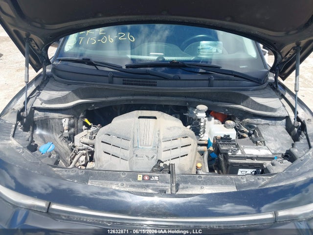 Продаж на аукціоні авто 2022 Kia Soul Ev Limited, vin: KNDJ33A19N7026910, номер лоту: 12632871